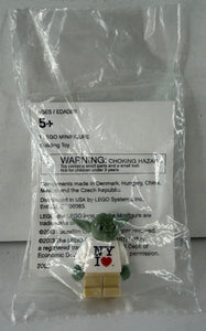 LEGO Star Wars: 2013 Toys "R" Us Times Square Exclusive NY Yoda