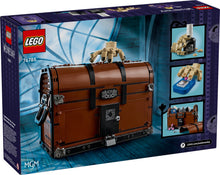 LEGO® Wednesday: Thing’s Apartment (76785)