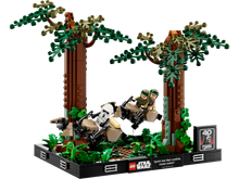 LEGO® Star Wars: Endor™ Speeder Chase Diorama (75353)